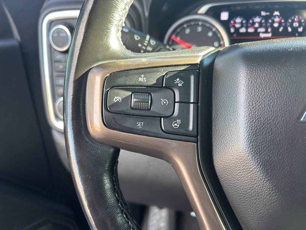 Used 2020 Chevrolet Silverado 1500 High Country w/ Technology Package AWD/4WD image 21