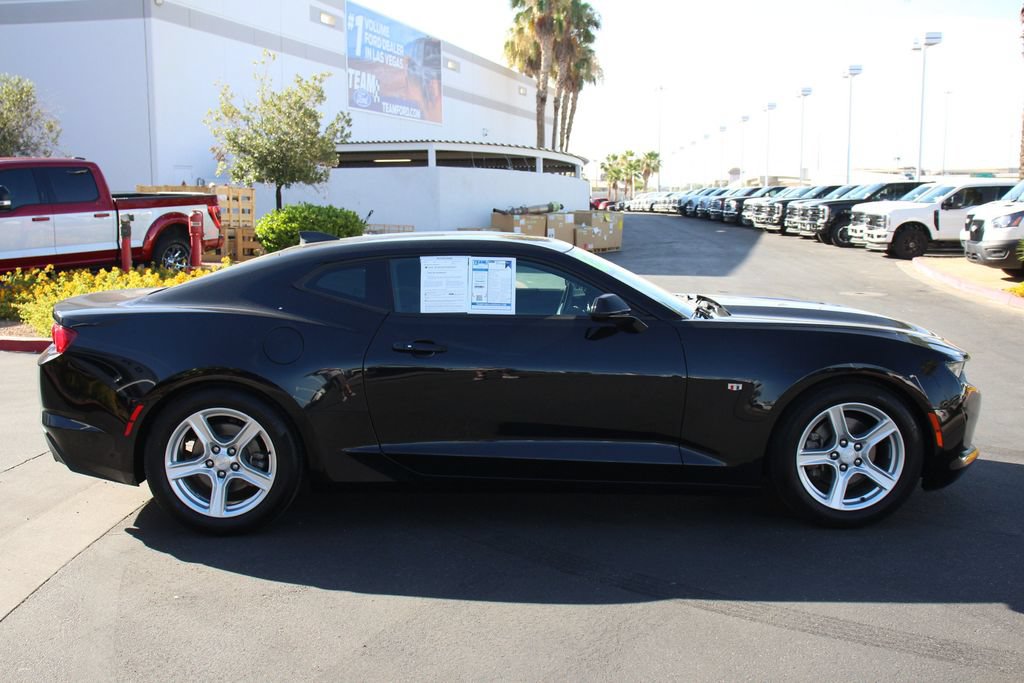 Used 2019 Chevrolet Camaro LT RWD image 10