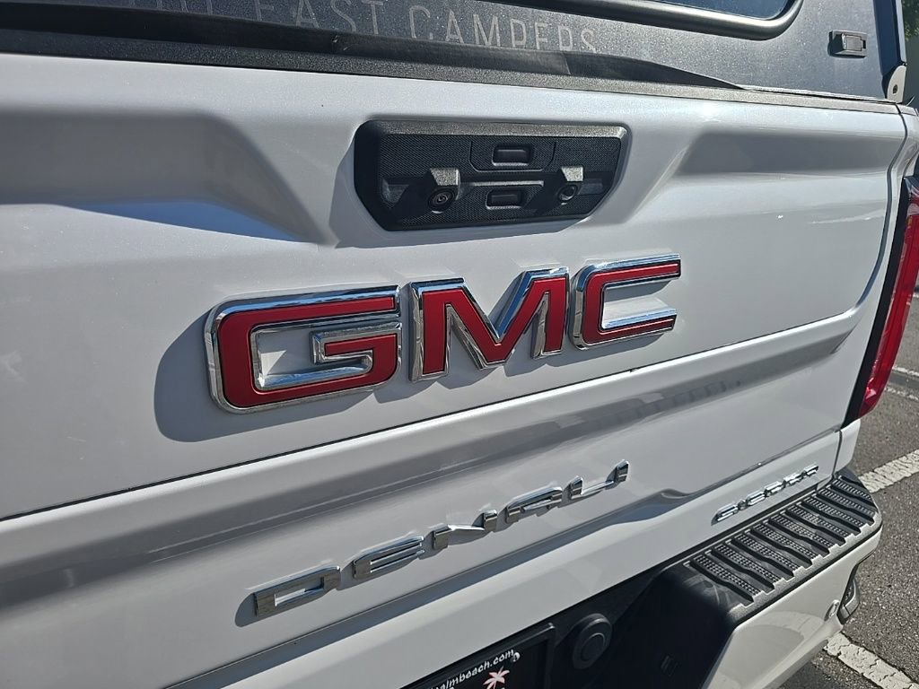 Used 2023 GMC Sierra 2500 Denali w/ Denali Ultimate Package image 16