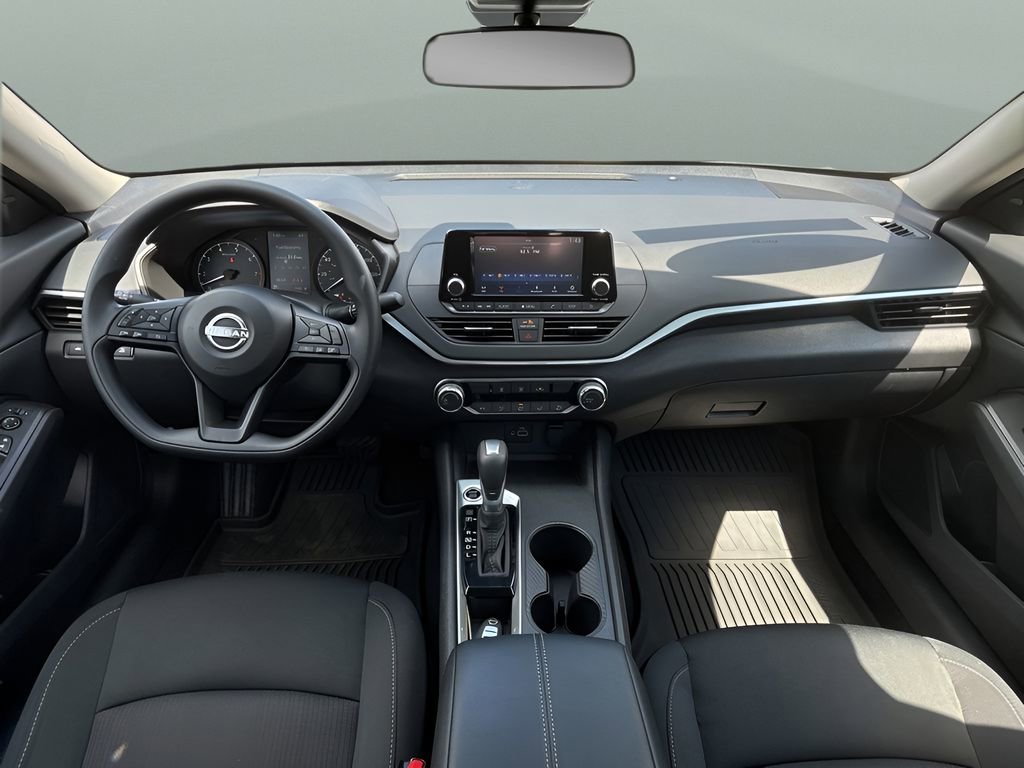Used 2024 Nissan Altima 2.5 S FWD image 20