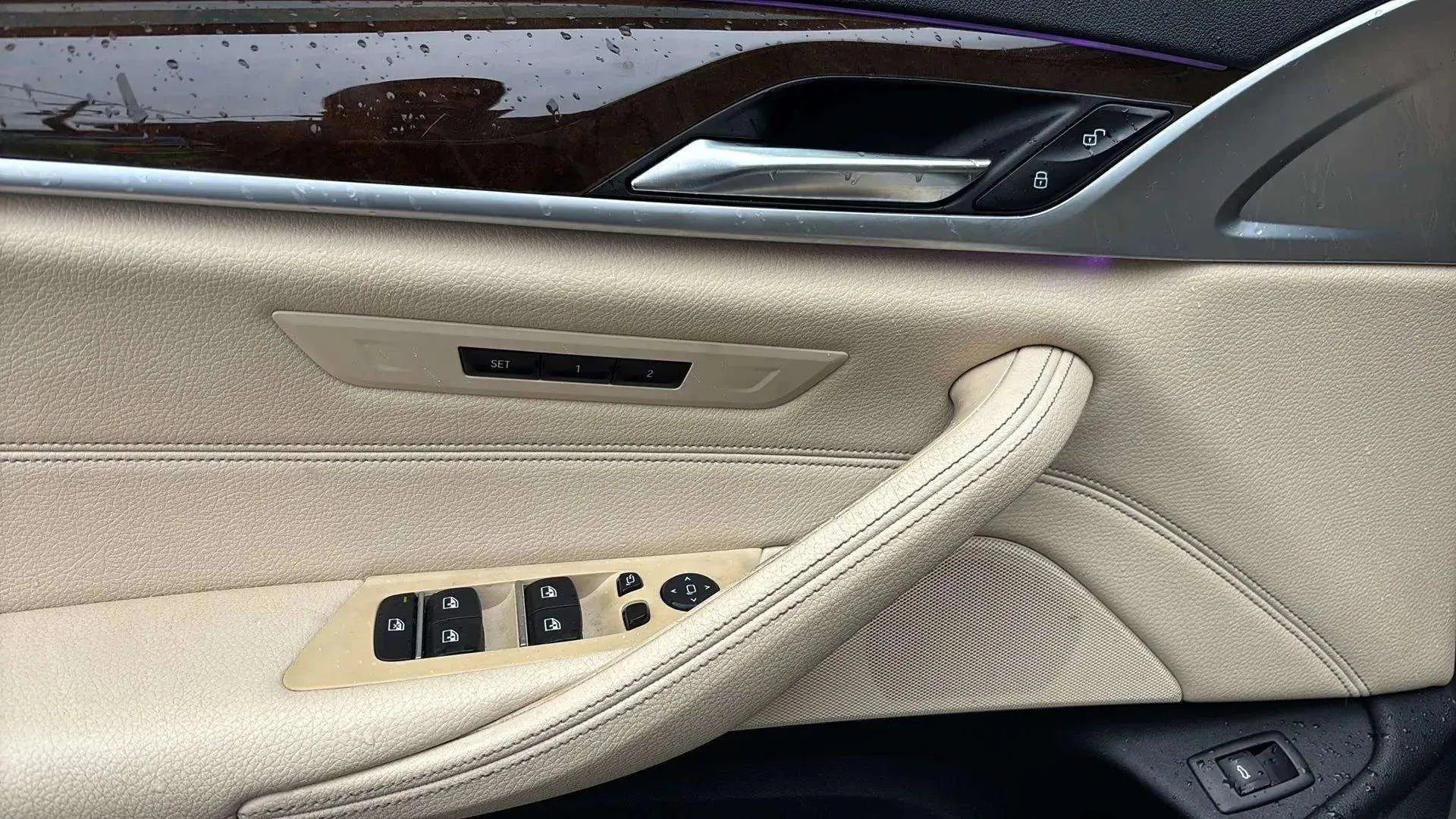 Used 2019 BMW 530i w/ Convenience Package image 10