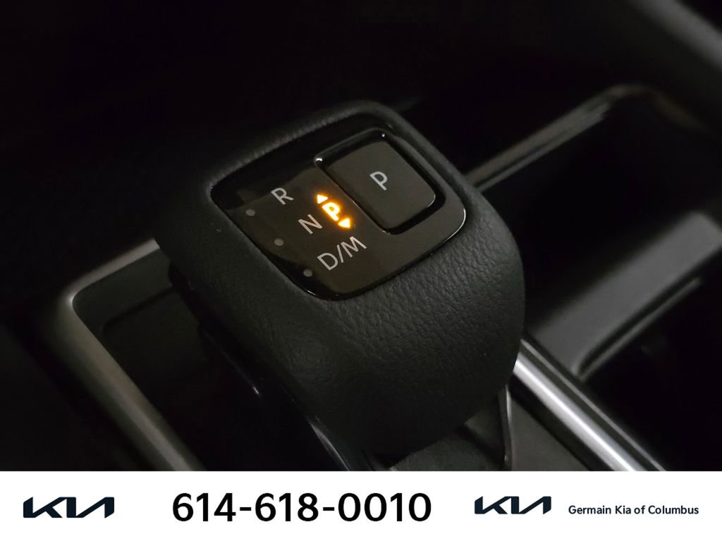 Used 2024 Nissan Pathfinder SV w/ SV Premium Package AWD/4WD image 26