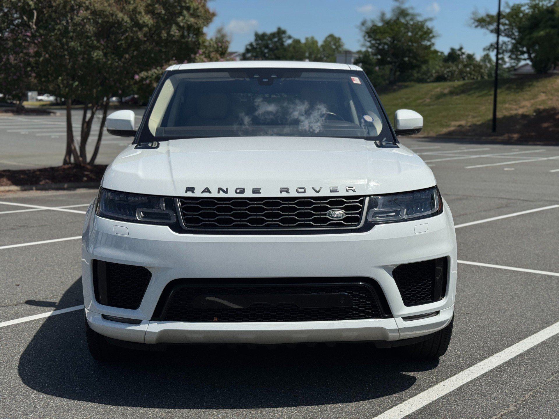 Used 2019 Land Rover Range Rover Sport Supercharged AWD/4WD image 2