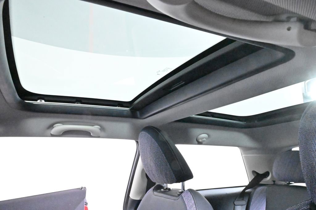 Certified 2025 MINI Cooper S image 26