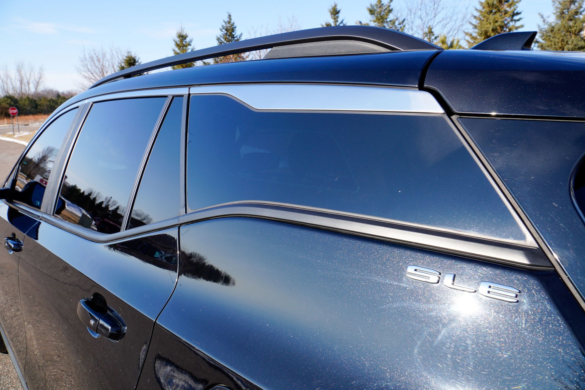 Used 2022 GMC Terrain SLE w/ Driver Convenience Package image 32