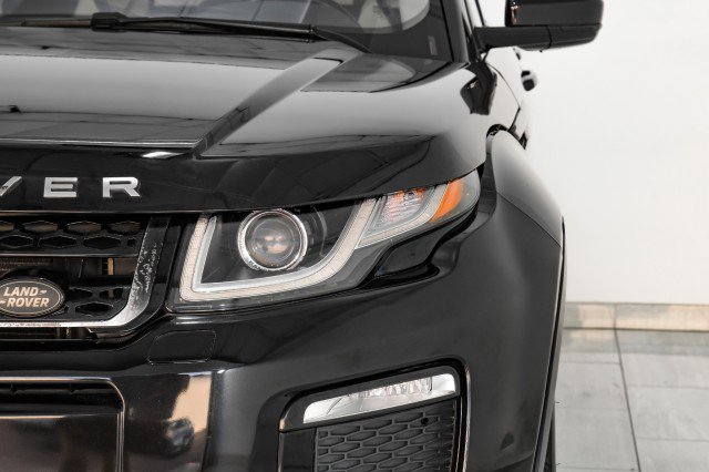Used 2017 Land Rover Range Rover Evoque SE Premium image 45