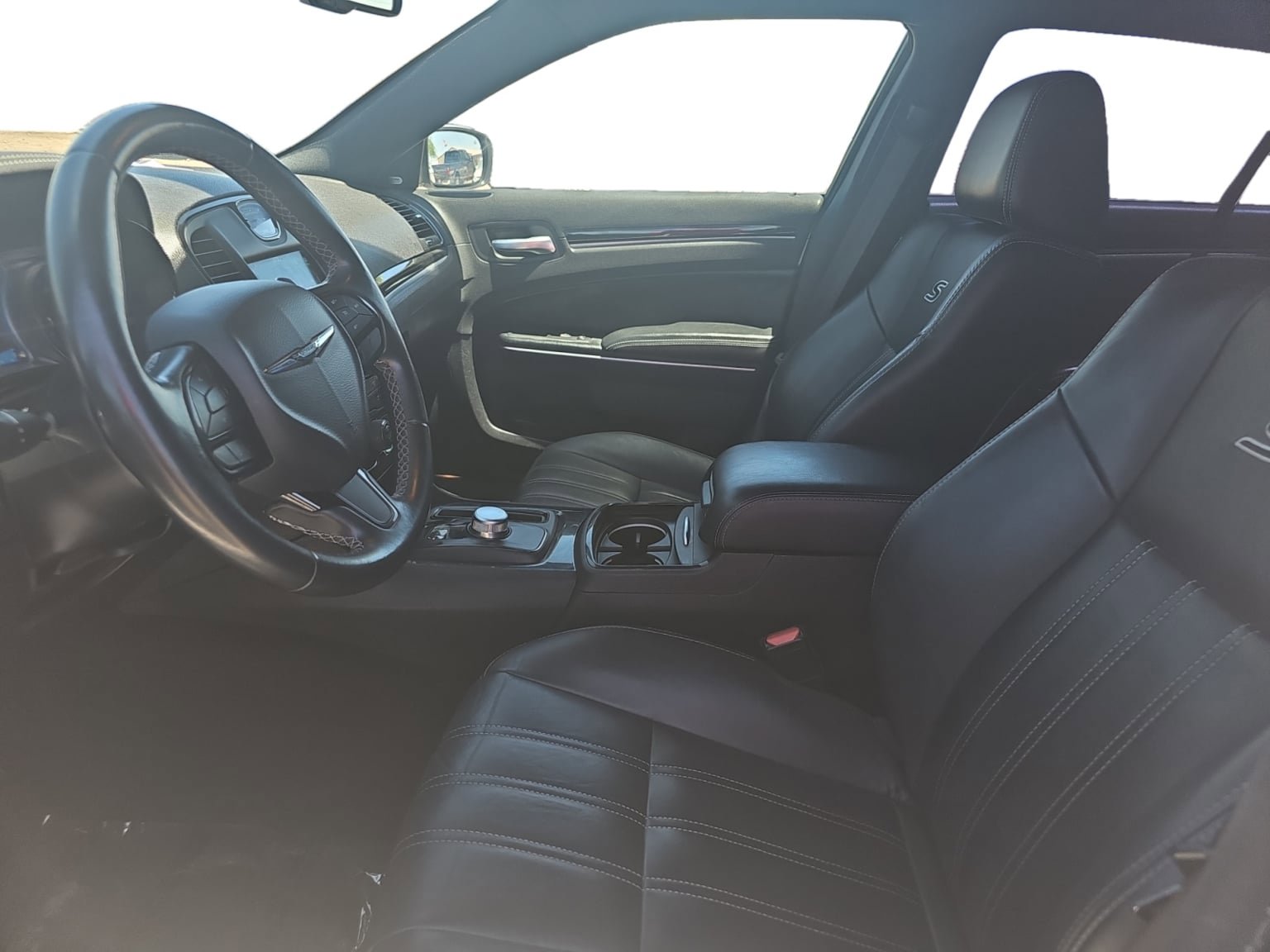 Used 2020 Chrysler 300 S RWD image 10