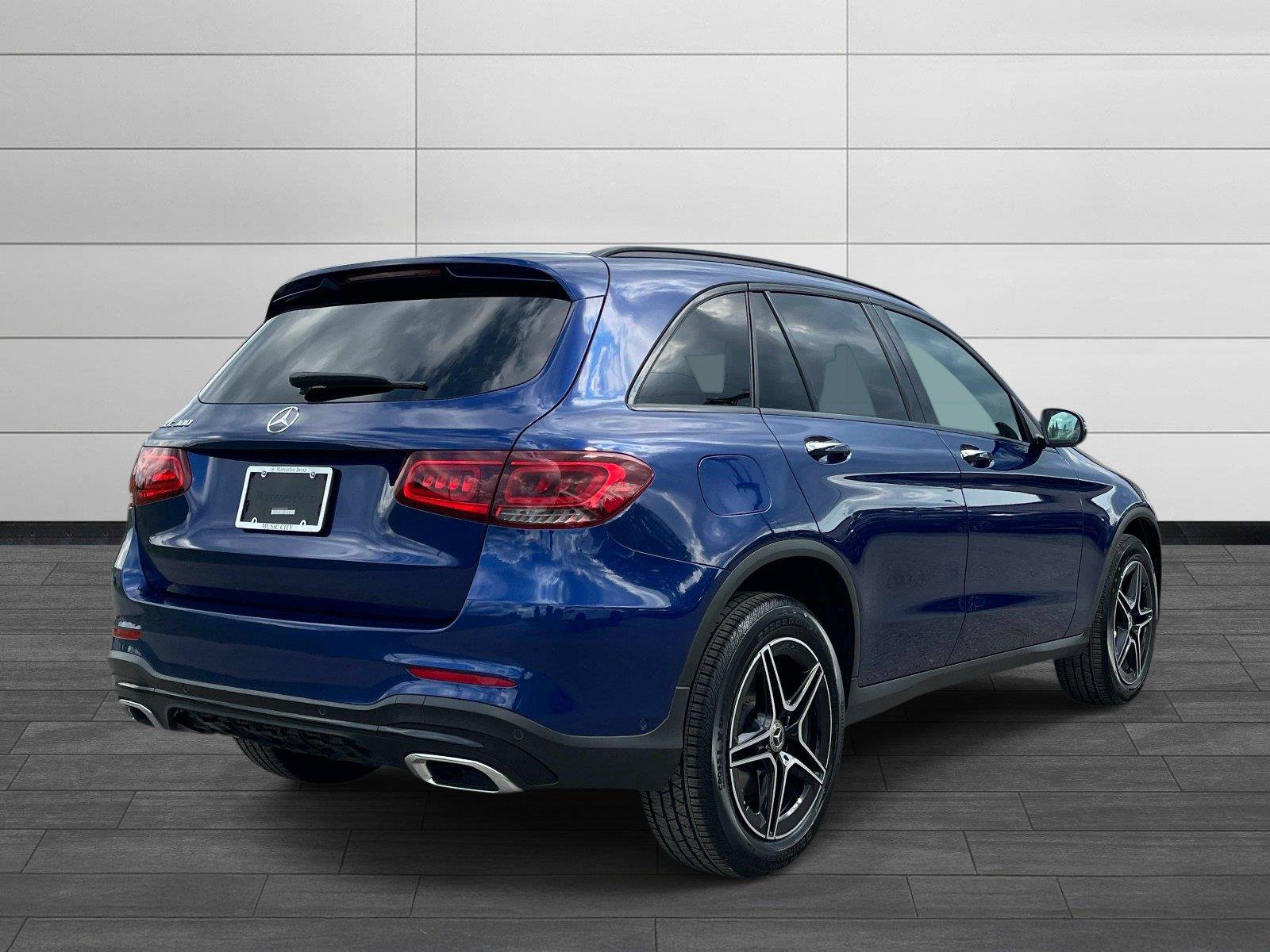 Certified 2021 Mercedes-Benz GLC 300 image 3