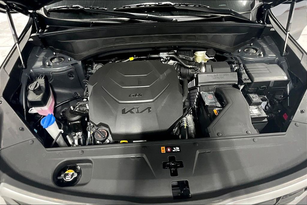 New 2025 Kia Telluride S image 21