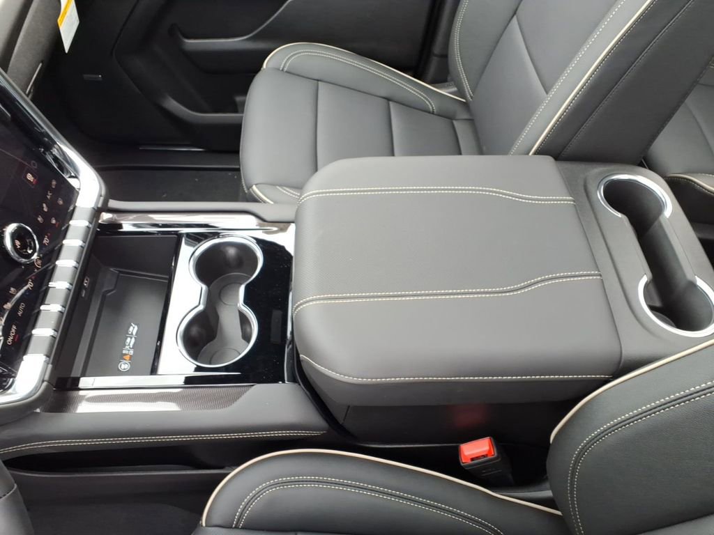 New 2026 GMC Yukon Elevation w/ Elevation Premium Package image 14