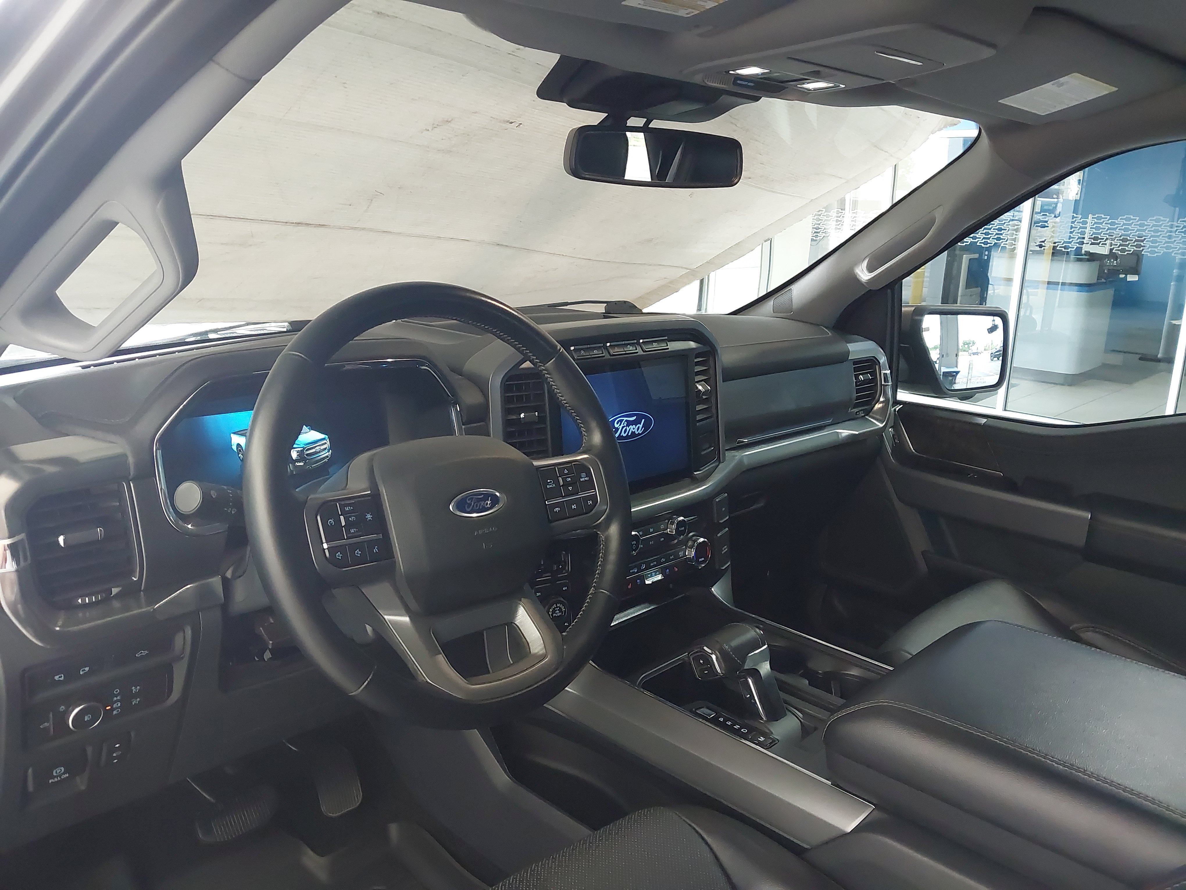 Used 2021 Ford F150 Lariat w/ FX4 Off-Road Package AWD/4WD image 2