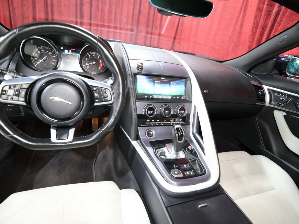 Used 2020 Jaguar F-TYPE Coupe RWD image 14