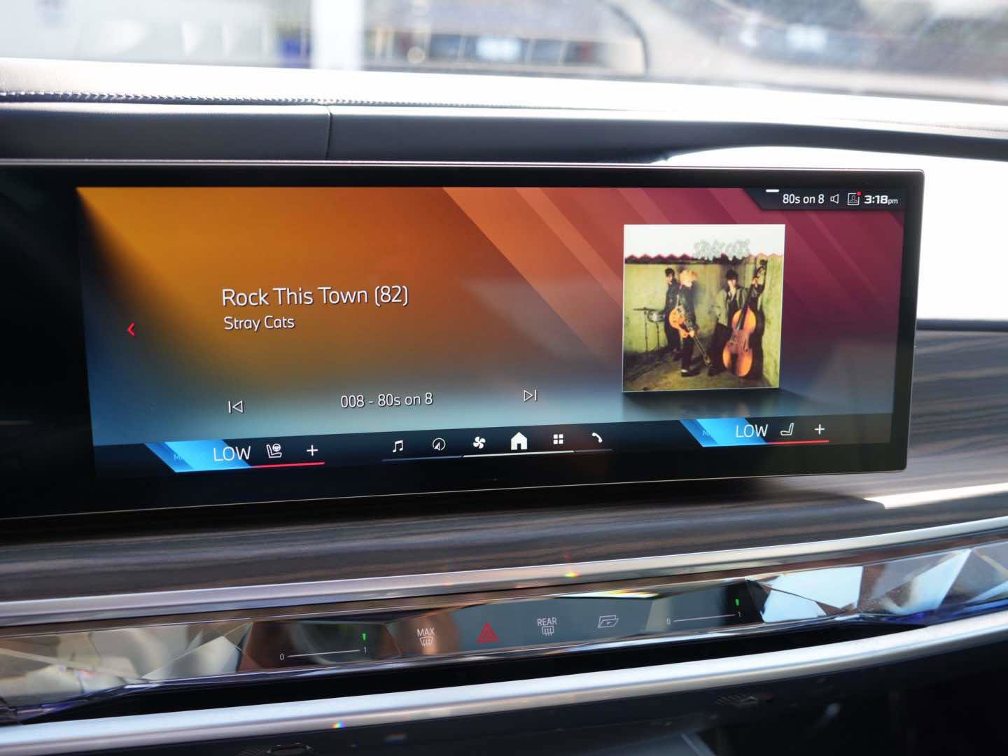 Used 2025 BMW i7 M70 image 18