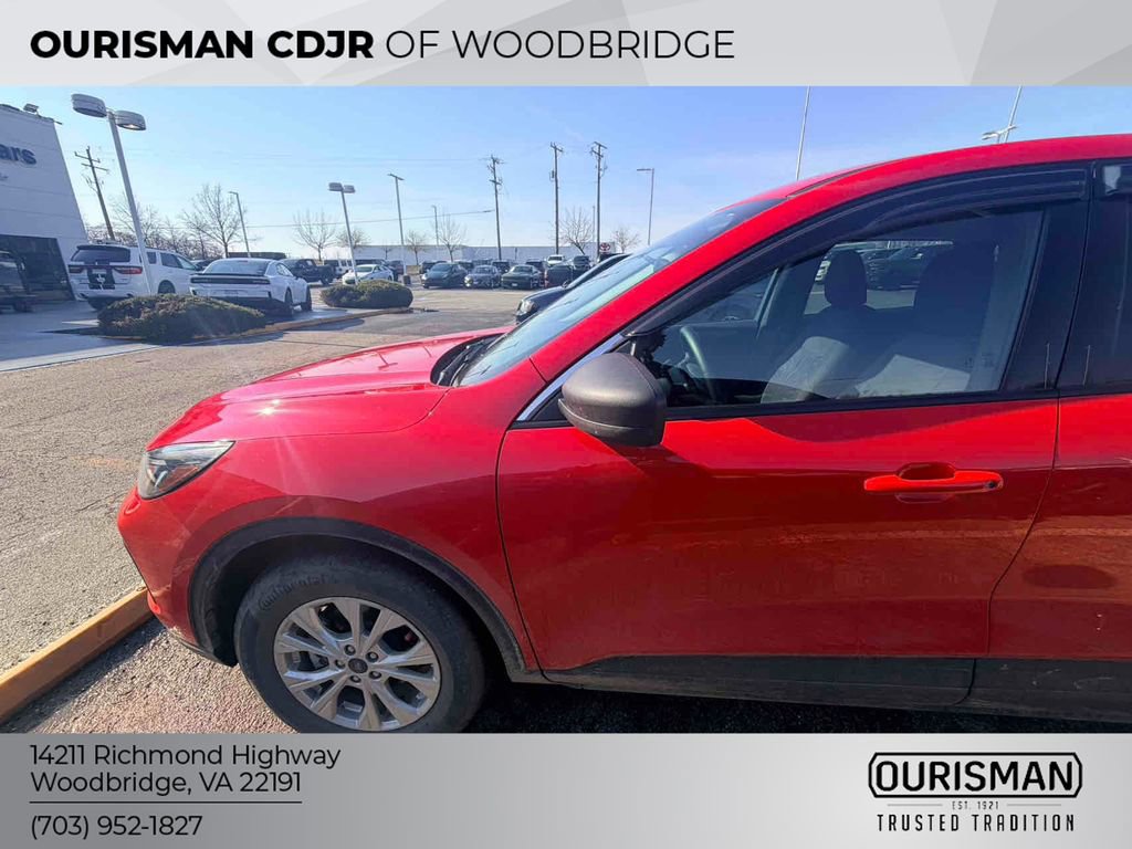 Used 2024 Ford Escape Active image 9