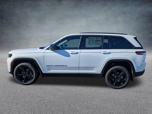 New 2026 Jeep Grand Cherokee Limited w/ Limited Altitude Package AWD/4WD image 7