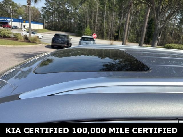 Certified 2025 Kia Telluride EX w/ EX Captain's Chair Package image 9