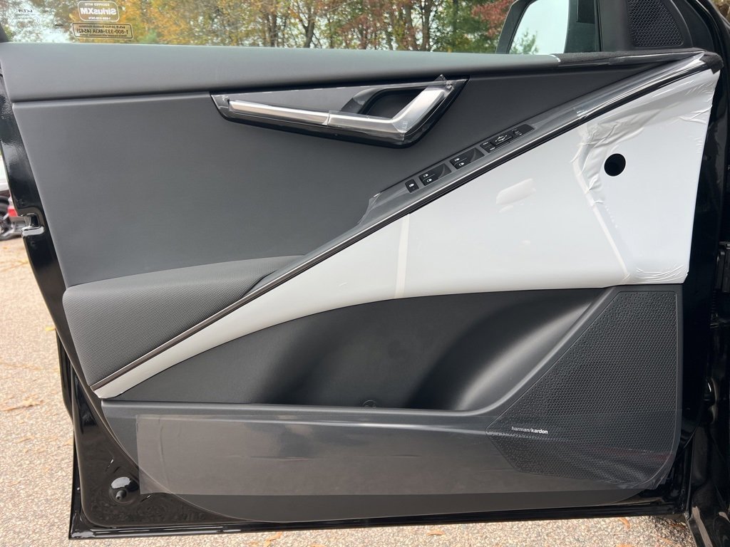 New 2026 Kia Niro EX image 8