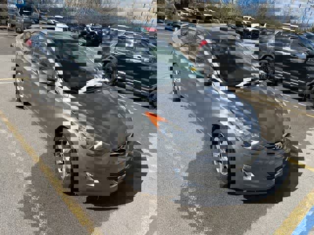 Used 2013 Hyundai Elantra GLS w/ Preferred Pkg image 15