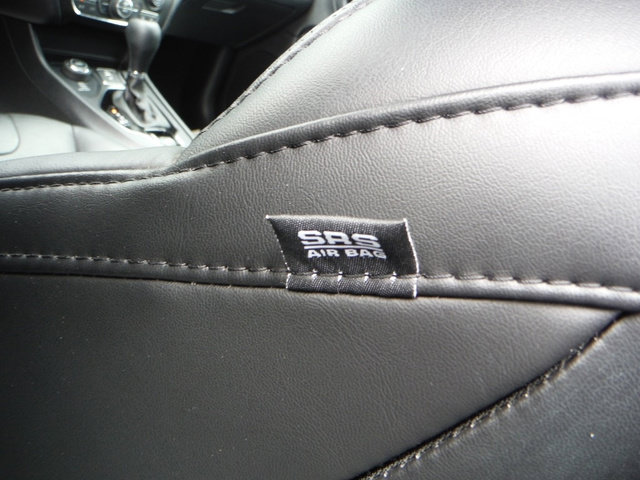 Used 2020 Jeep Cherokee Limited AWD/4WD image 15