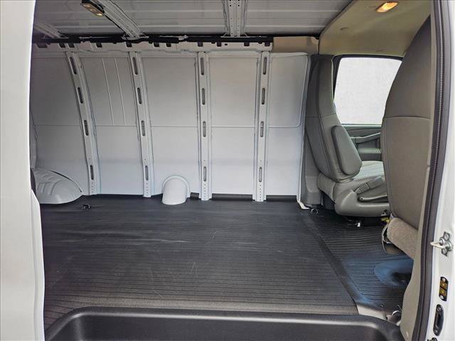 New 2026 Chevrolet Express 2500 Extended w/ Driver Convenience Package RWD image 16