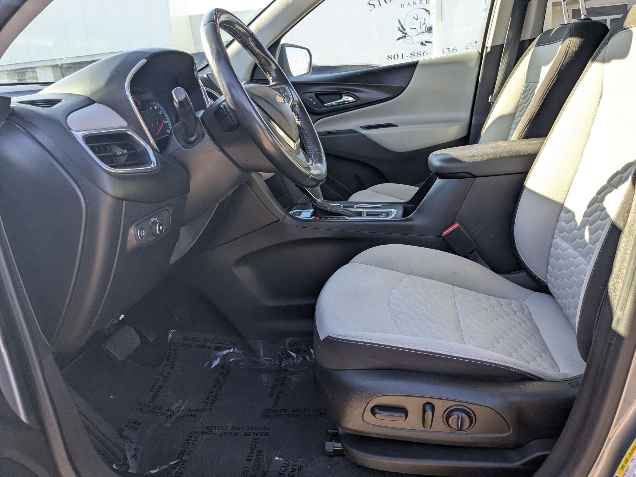 Used 2018 Chevrolet Equinox LT image 16