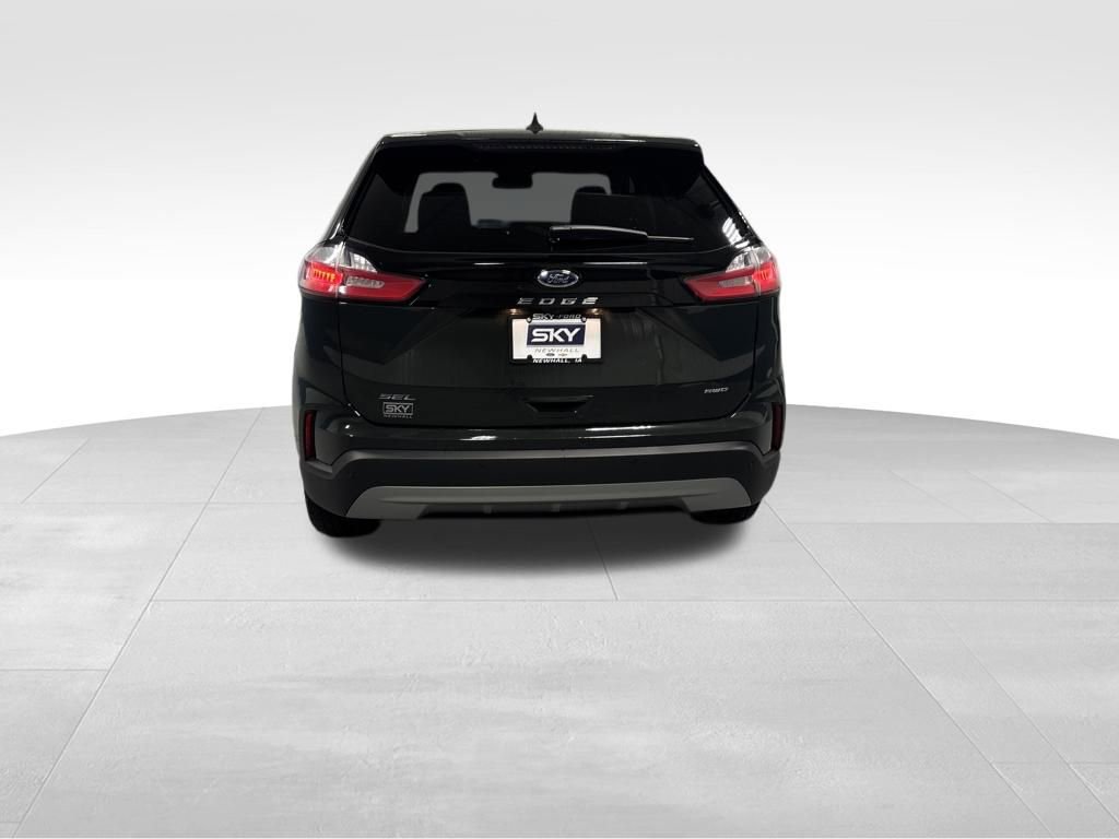 Used 2022 Ford Edge SEL w/ Convenience Package image 13