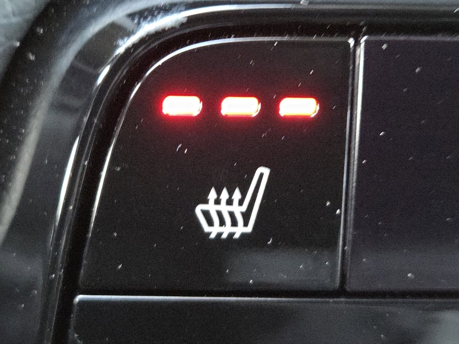 Used 2025 Honda Pilot Sport image 6