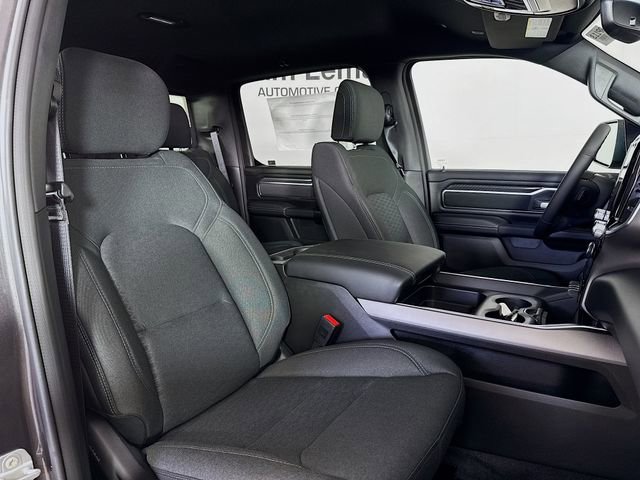 New 2026 RAM 1500 4x4 Crew Cab image 27