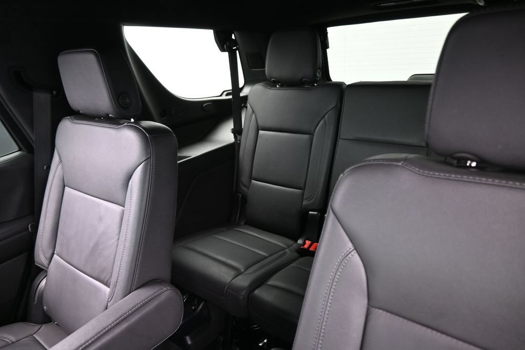 Used 2025 Chevrolet Tahoe LT w/ Comfort Package RWD image 41