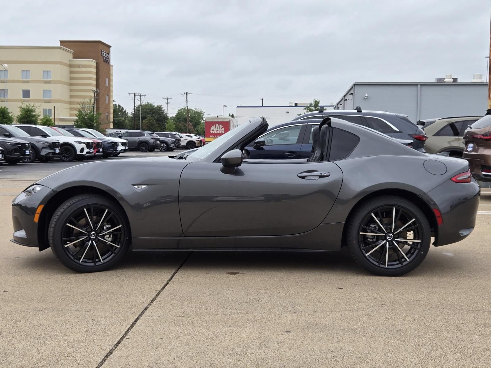 New 2026 MAZDA MX-5 Miata RF Grand Touring RWD image 9