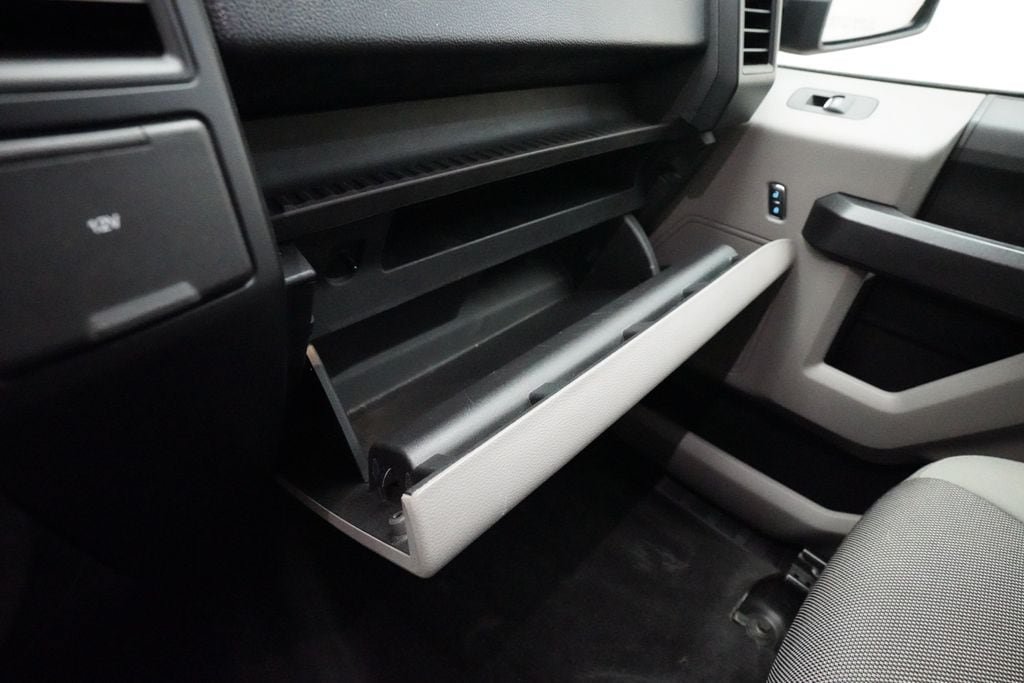 Used 2016 Ford F150 XL w/ Equipment Group 101A Mid AWD/4WD image 27