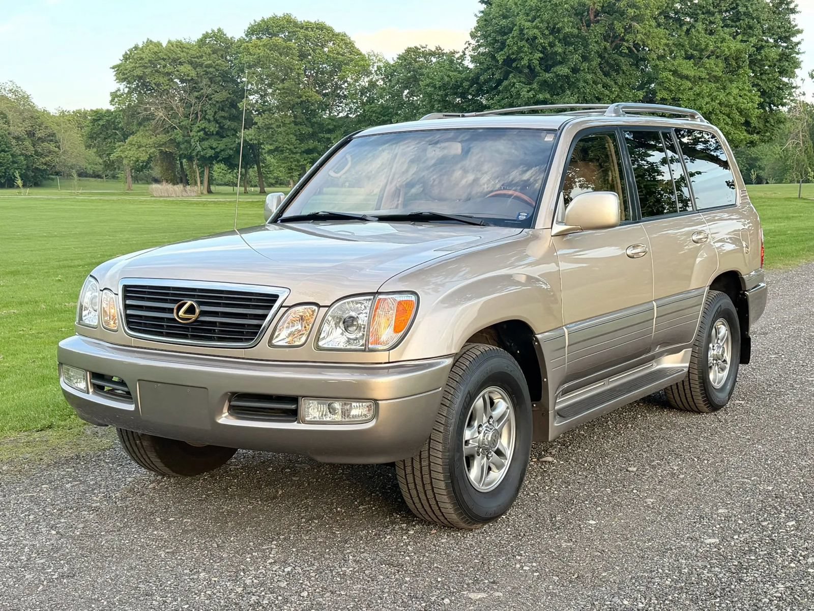 Used 2001 Lexus LX 470 4WD image 37