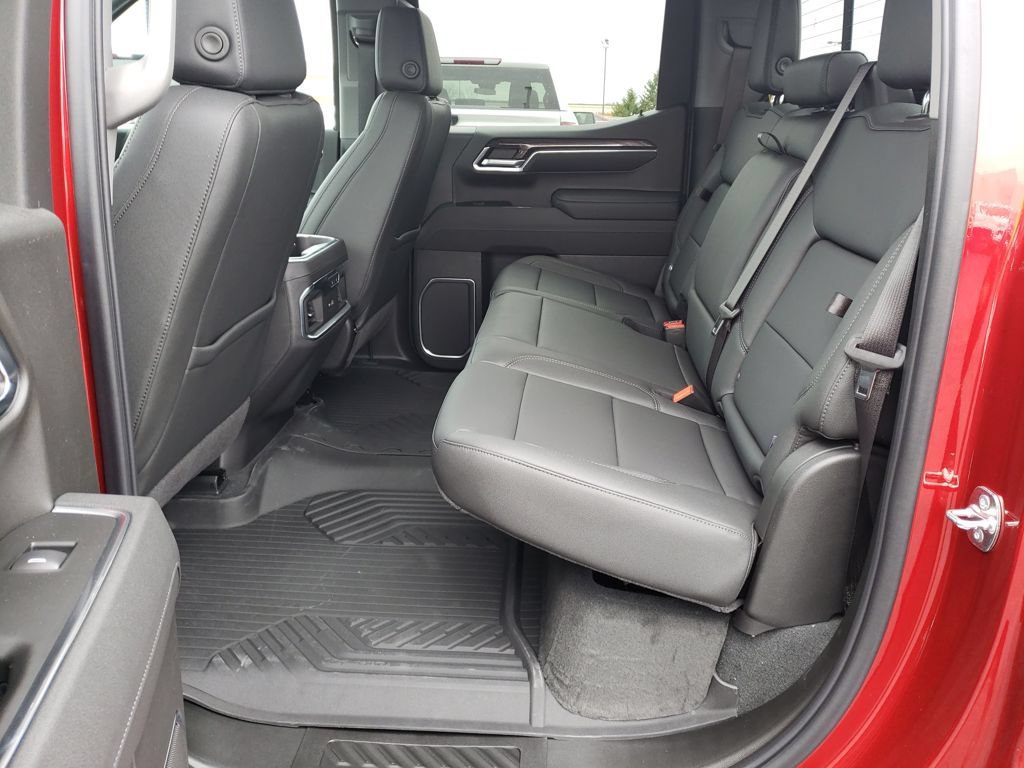 New 2026 Chevrolet Silverado 1500 LTZ w/ LTZ Premium Package AWD/4WD image 23