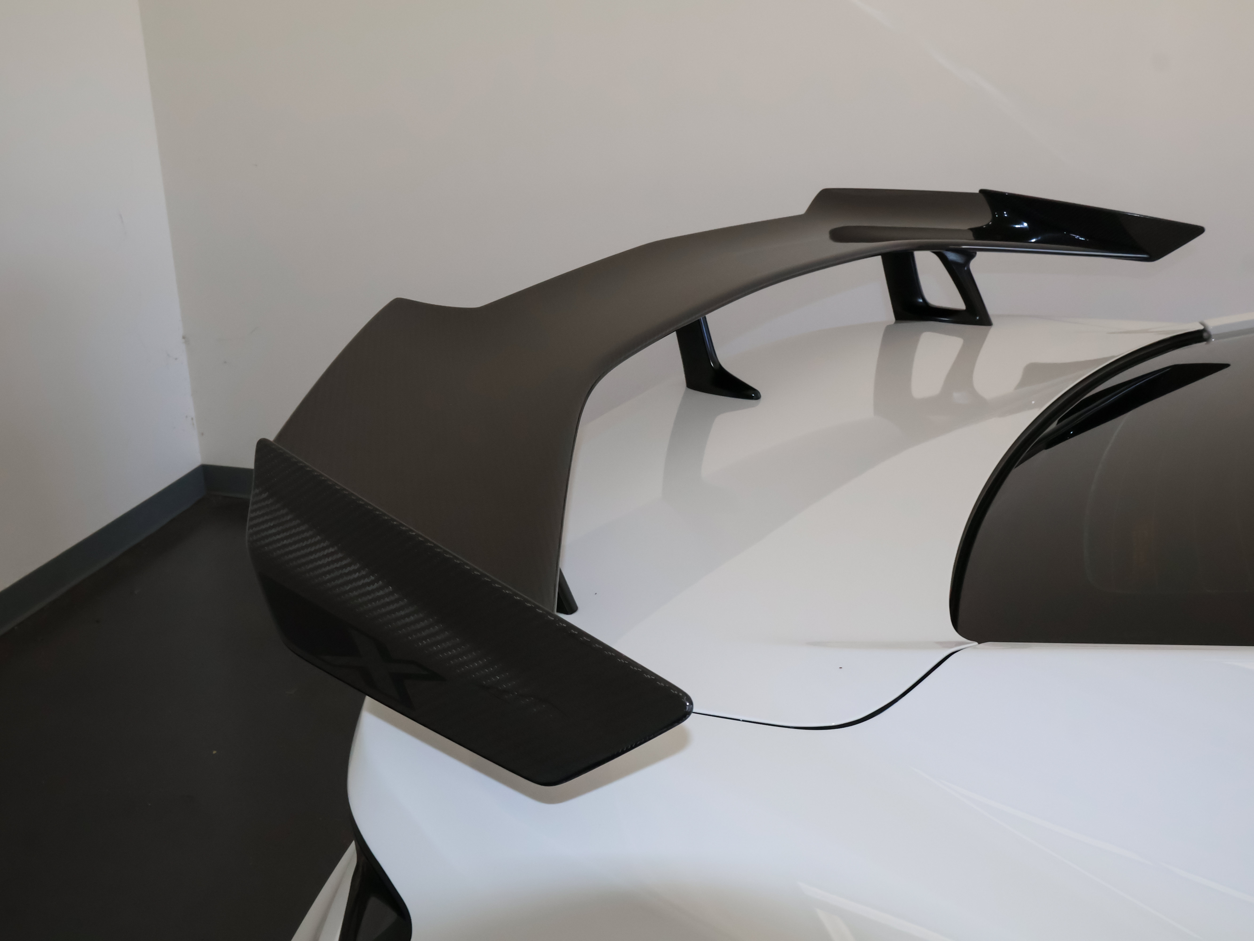 Used 2018 Chevrolet Camaro ZL1 RWD image 52