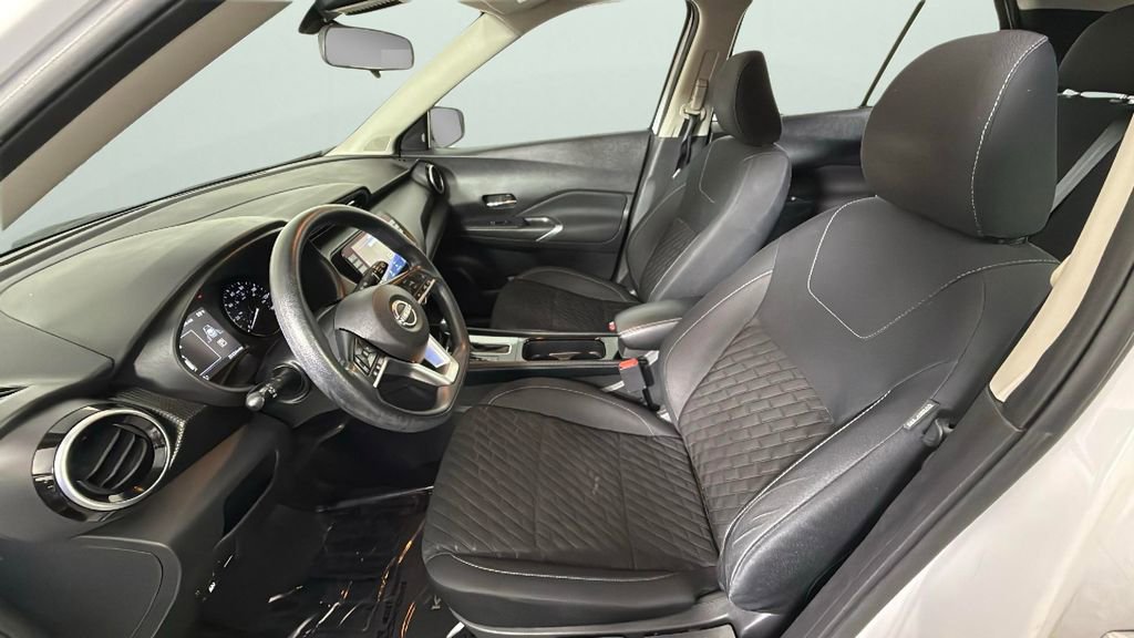 Used 2023 Nissan Kicks SV FWD image 17