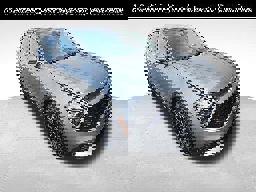 Used 2023 Kia Sportage LX image 1