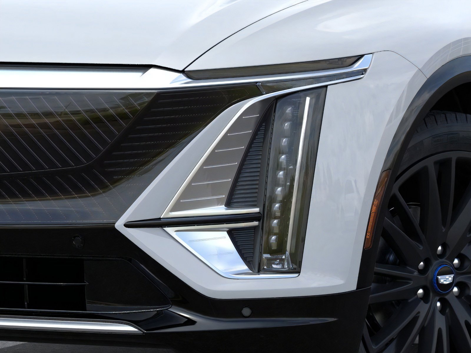 New 2026 Cadillac Lyriq Premium Luxury w/ LPO, Blue Accent Package AWD/4WD image 10