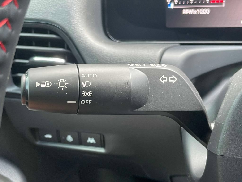 New 2026 Nissan Sentra SR w/ SR Premium Package FWD image 22