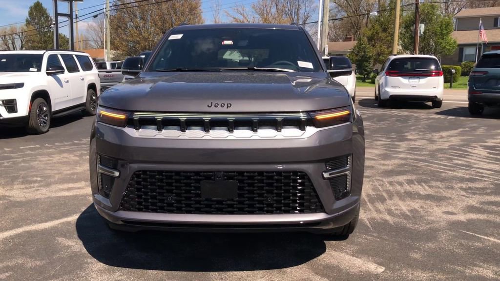 New 2026 Jeep Grand Wagoneer L 4WD image 3