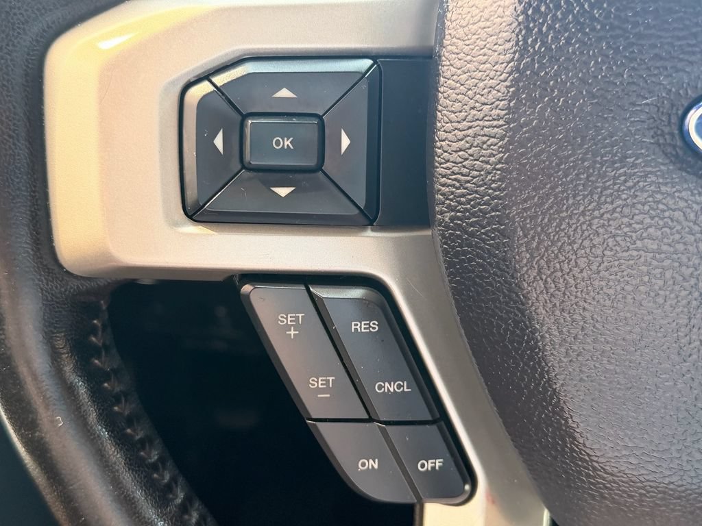 Used 2021 Ford F250 Lariat w/ Lariat Ultimate Package AWD/4WD image 31