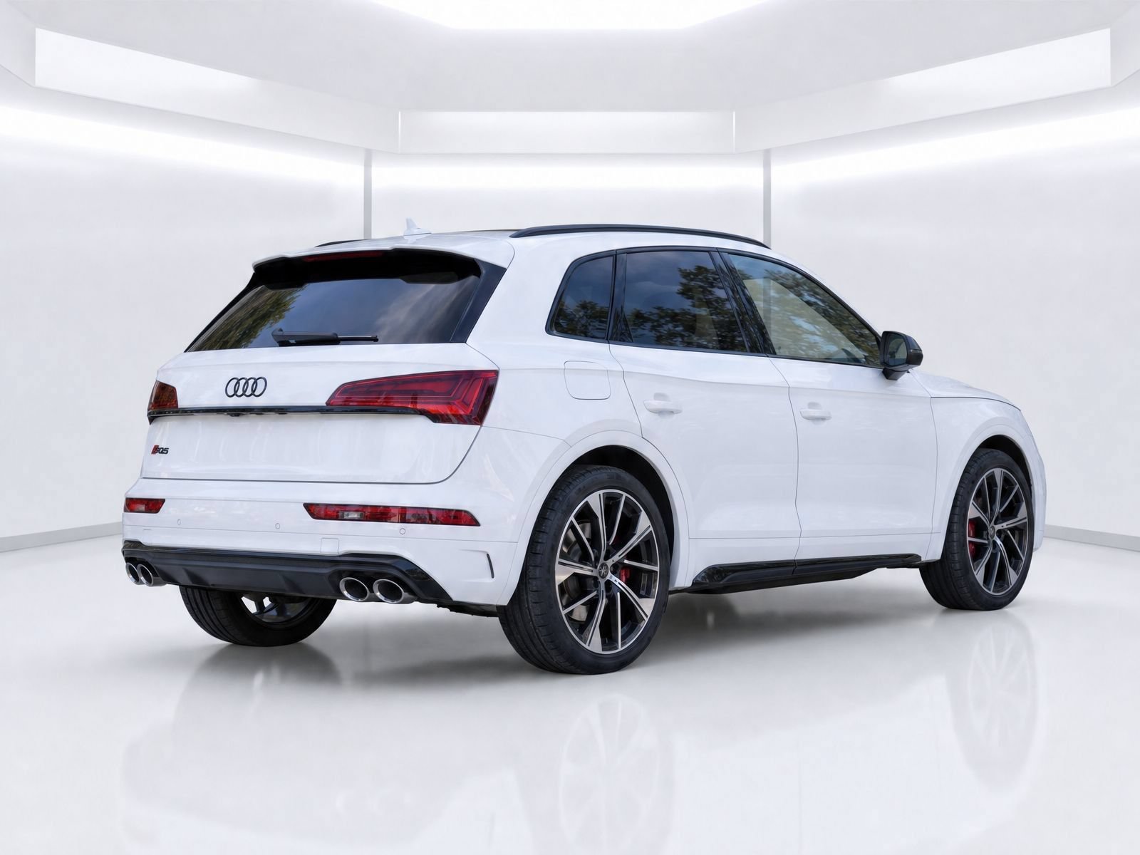 Certified 2023 Audi SQ5 Premium Plus w/ Premium Plus Package AWD/4WD image 8