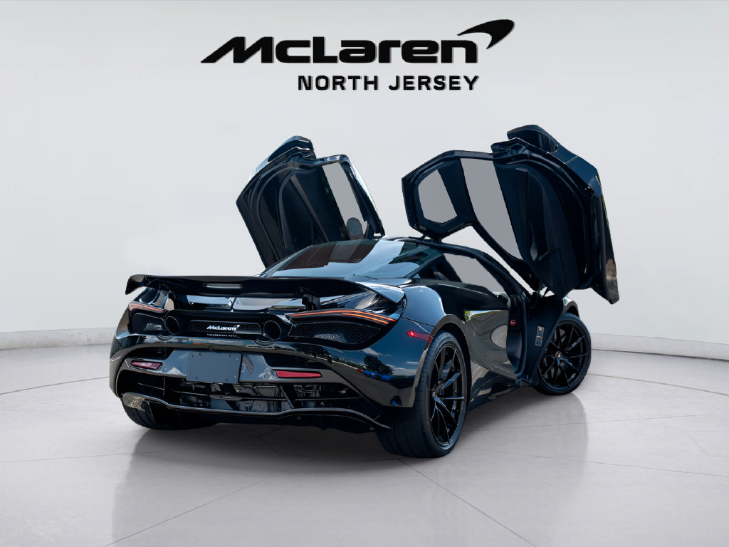 Used 2019 McLaren 720S RWD image 19