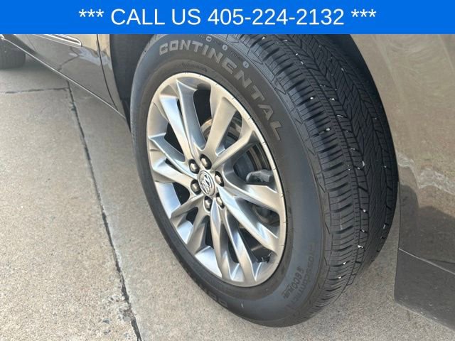 Used 2023 Buick Enclave Avenir AWD/4WD image 5