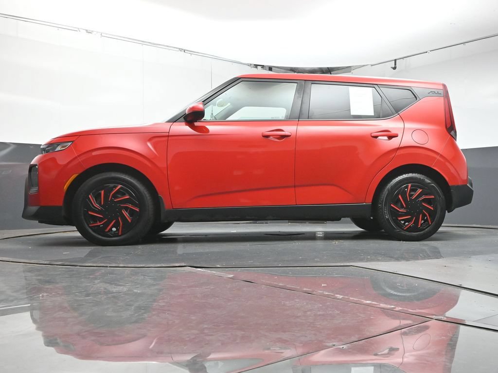 Used 2020 Kia Soul LX FWD image 34