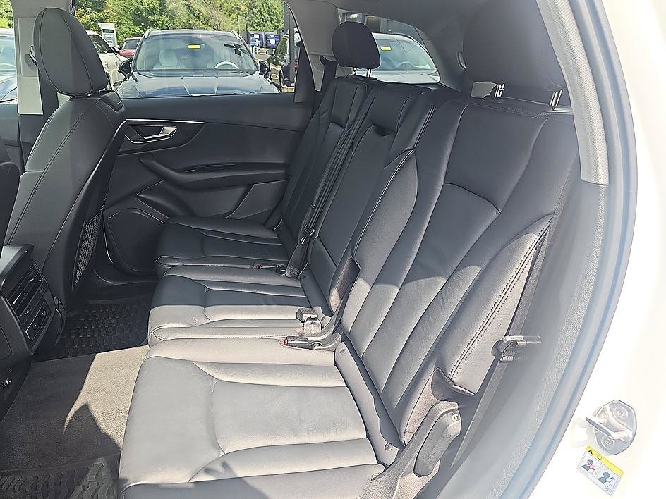 Used 2022 Audi Q7 2.0T Premium AWD/4WD image 28