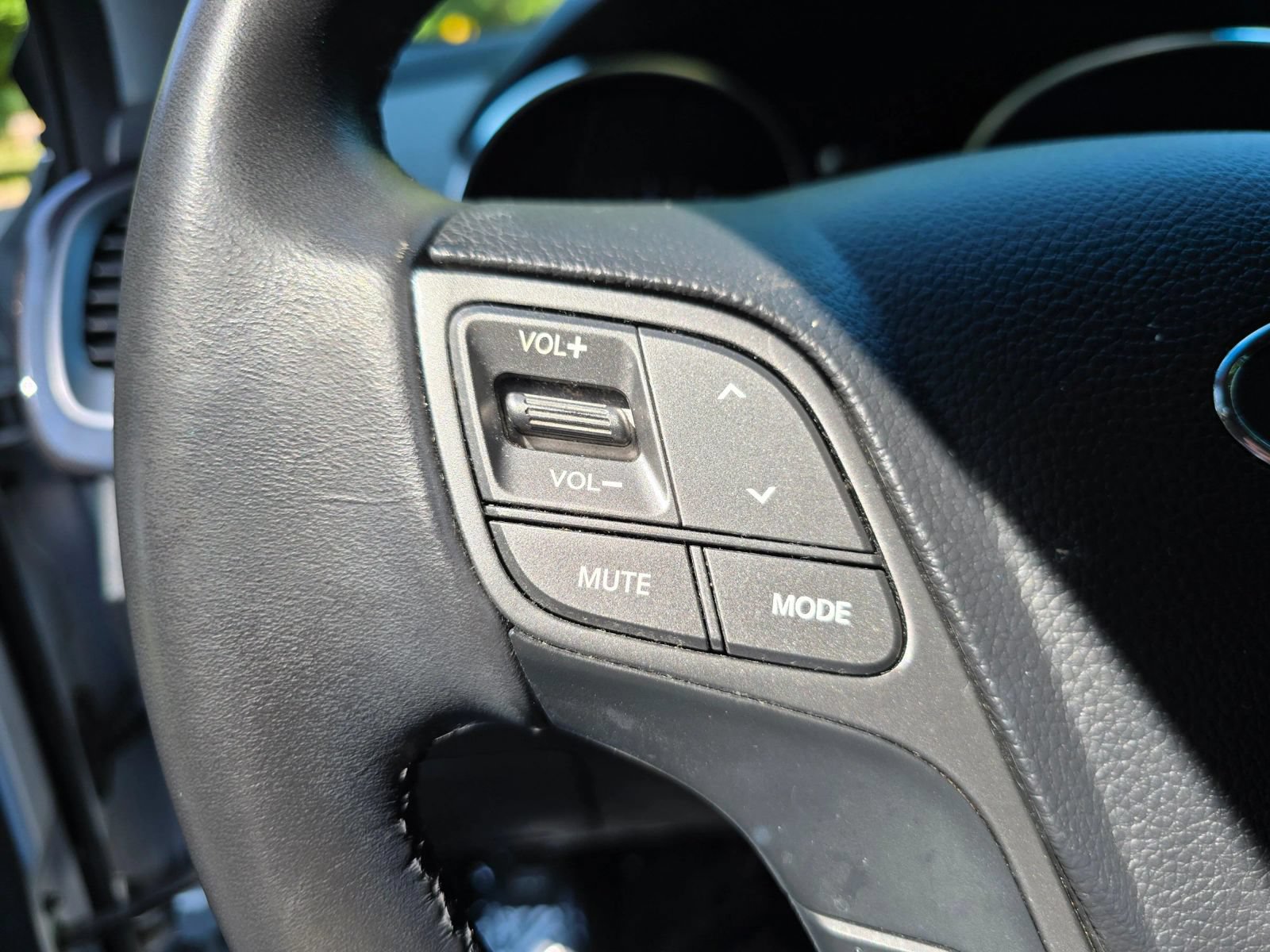 Used 2013 Hyundai Santa Fe Limited AWD/4WD image 27