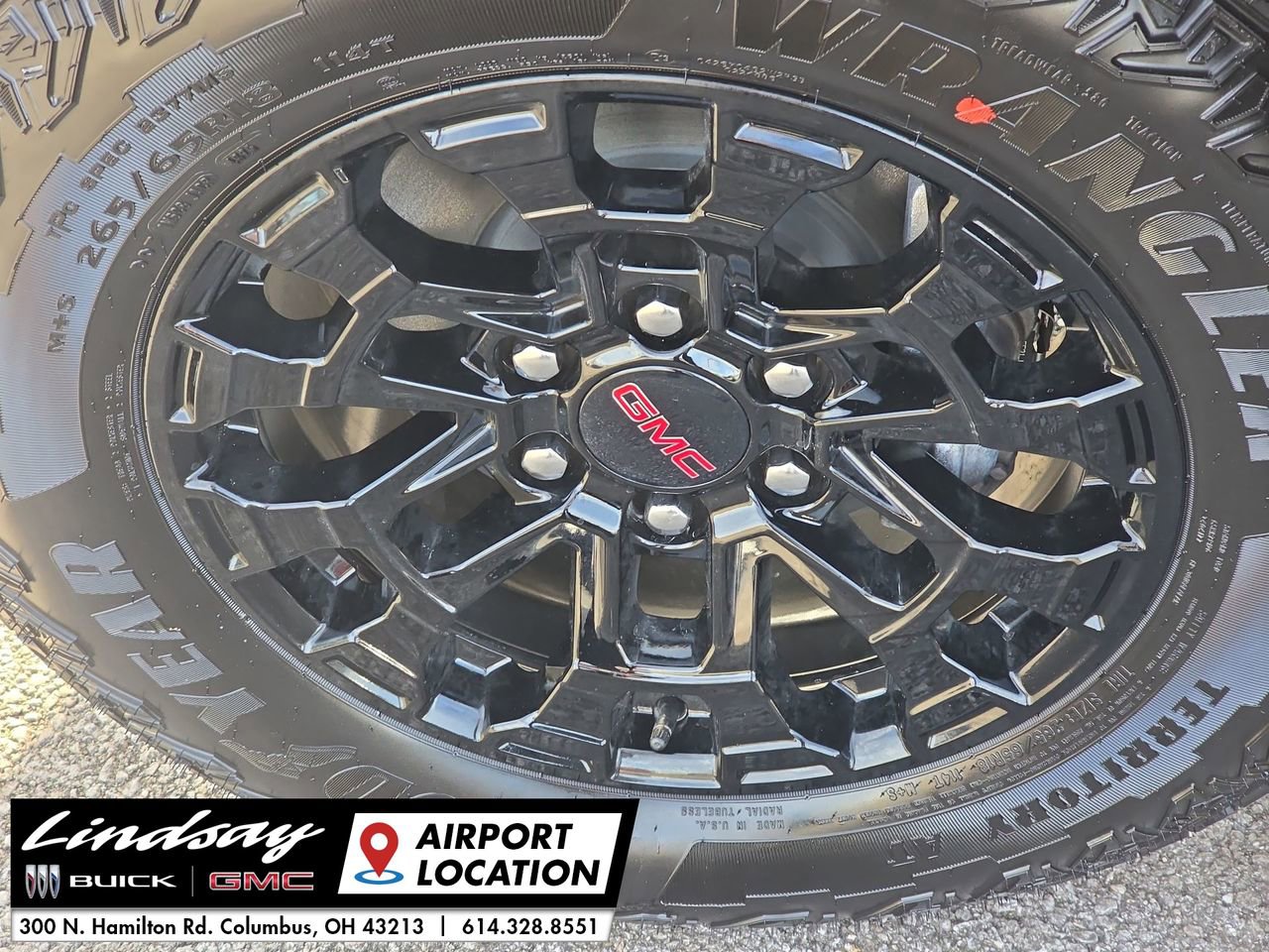 New 2026 GMC Canyon Elevation w/ Convenience Package image 32