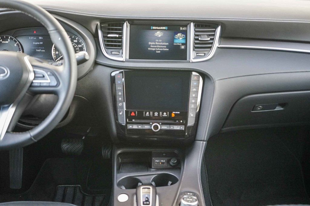 Certified 2023 INFINITI QX50 Luxe image 12