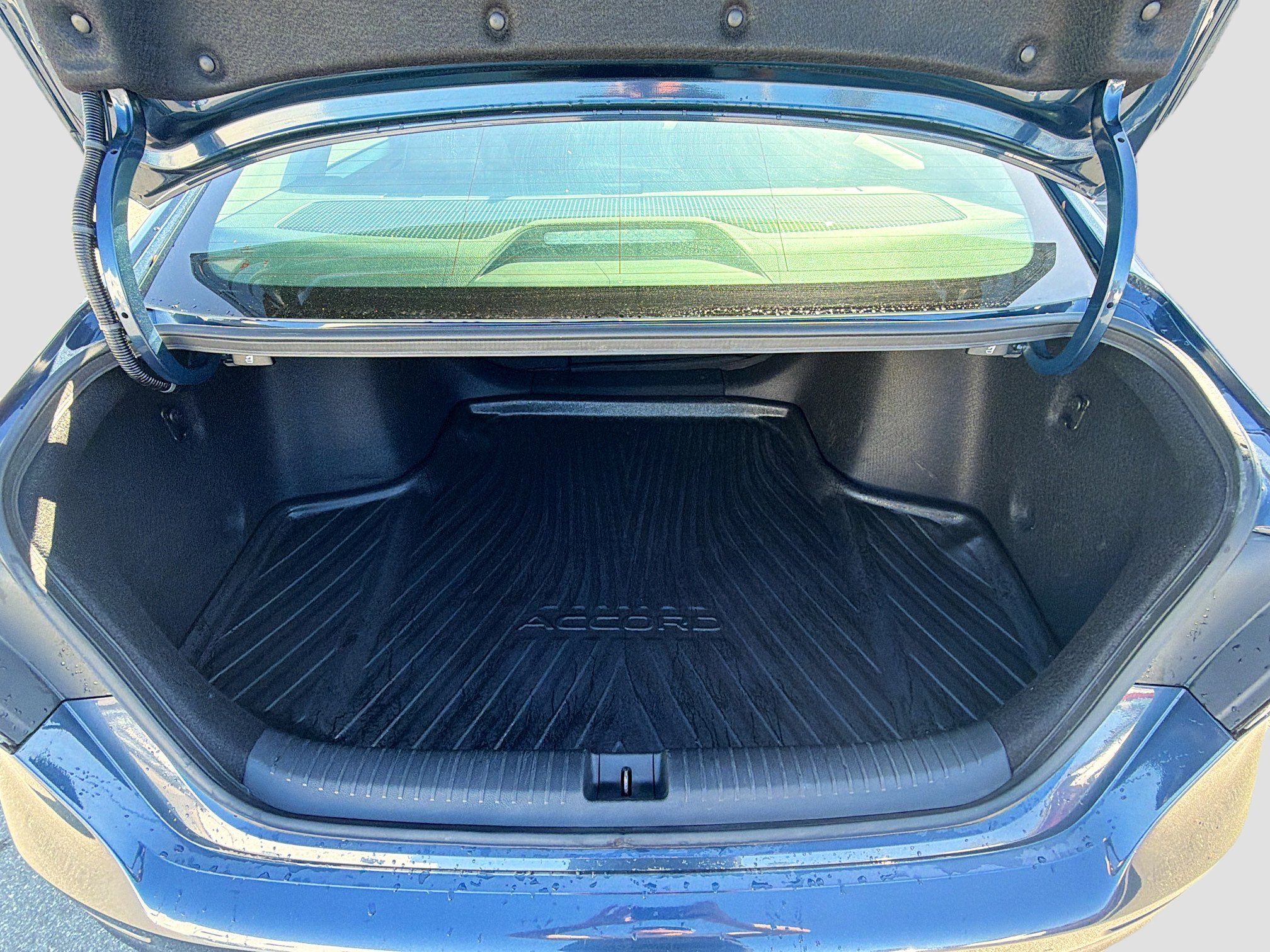 Used 2023 Honda Accord EX-L image 13