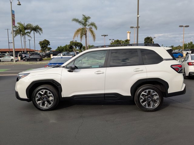 Used 2026 Subaru Forester Premium AWD/4WD image 2